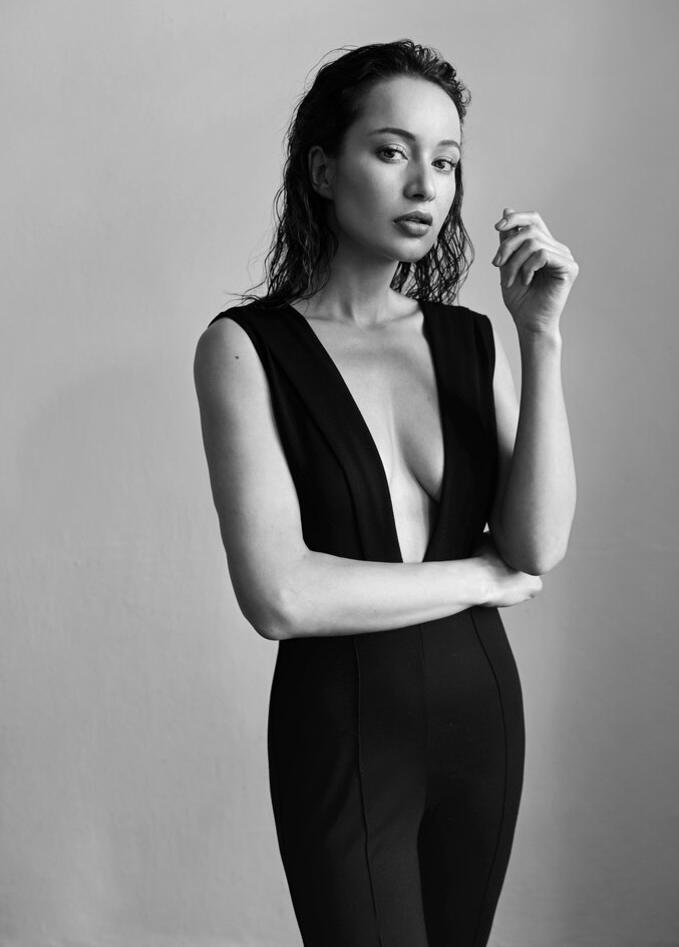 Karolina Krezlova Karolina Krezlova